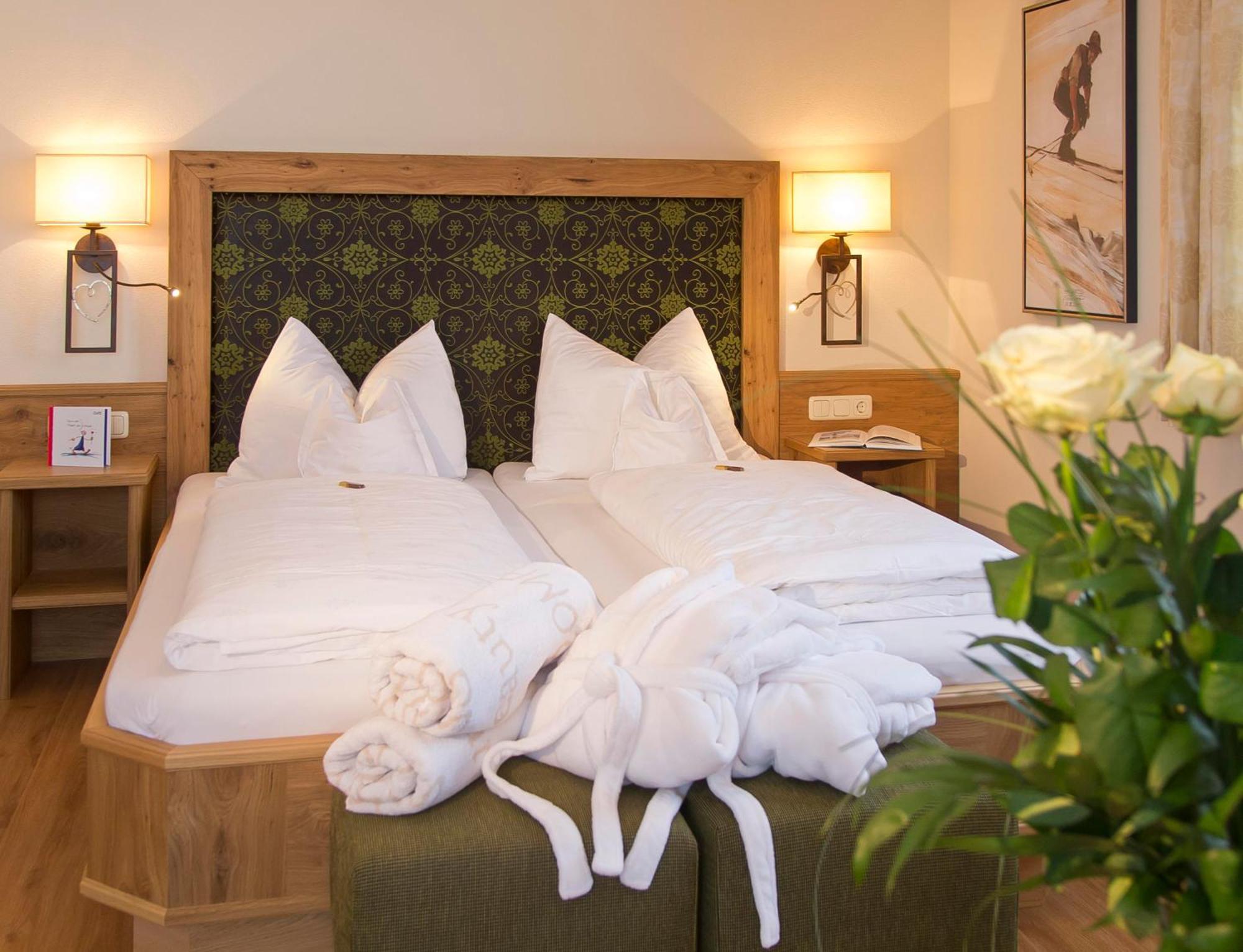 Hotel Garni Bavaria Елльмау Екстер'єр фото