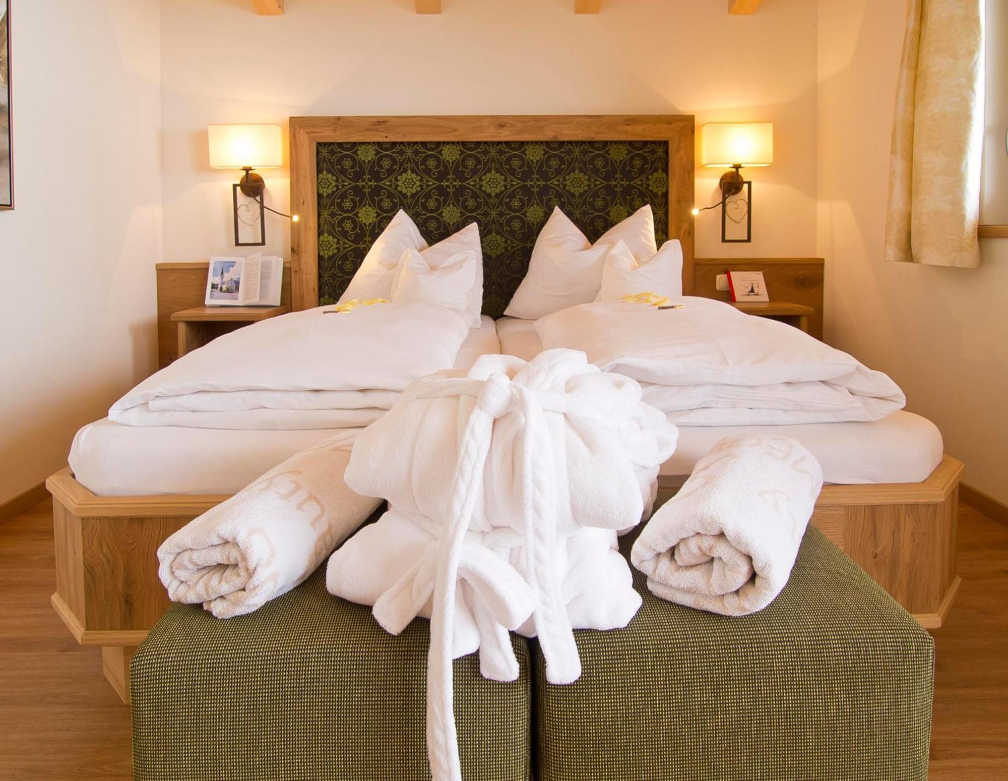 Hotel Garni Bavaria Елльмау Екстер'єр фото