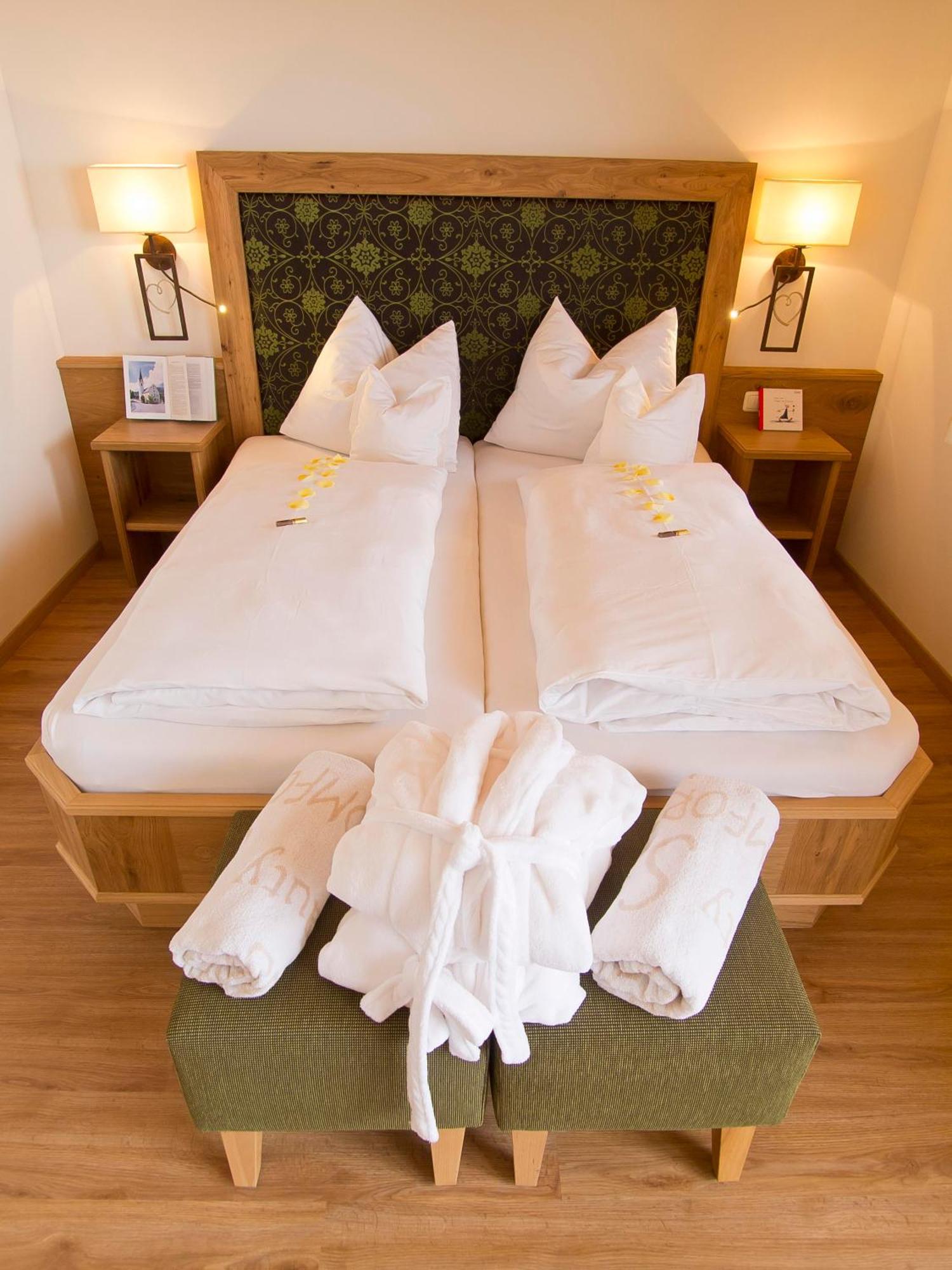 Hotel Garni Bavaria Елльмау Екстер'єр фото