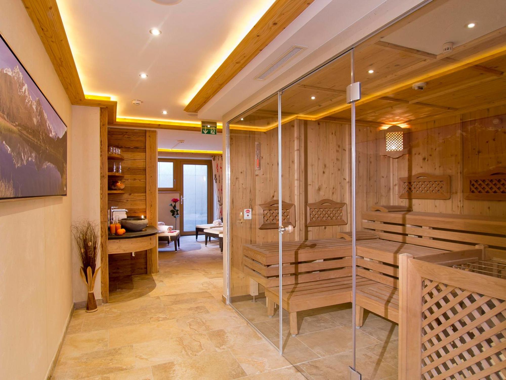 Hotel Garni Bavaria Елльмау Екстер'єр фото