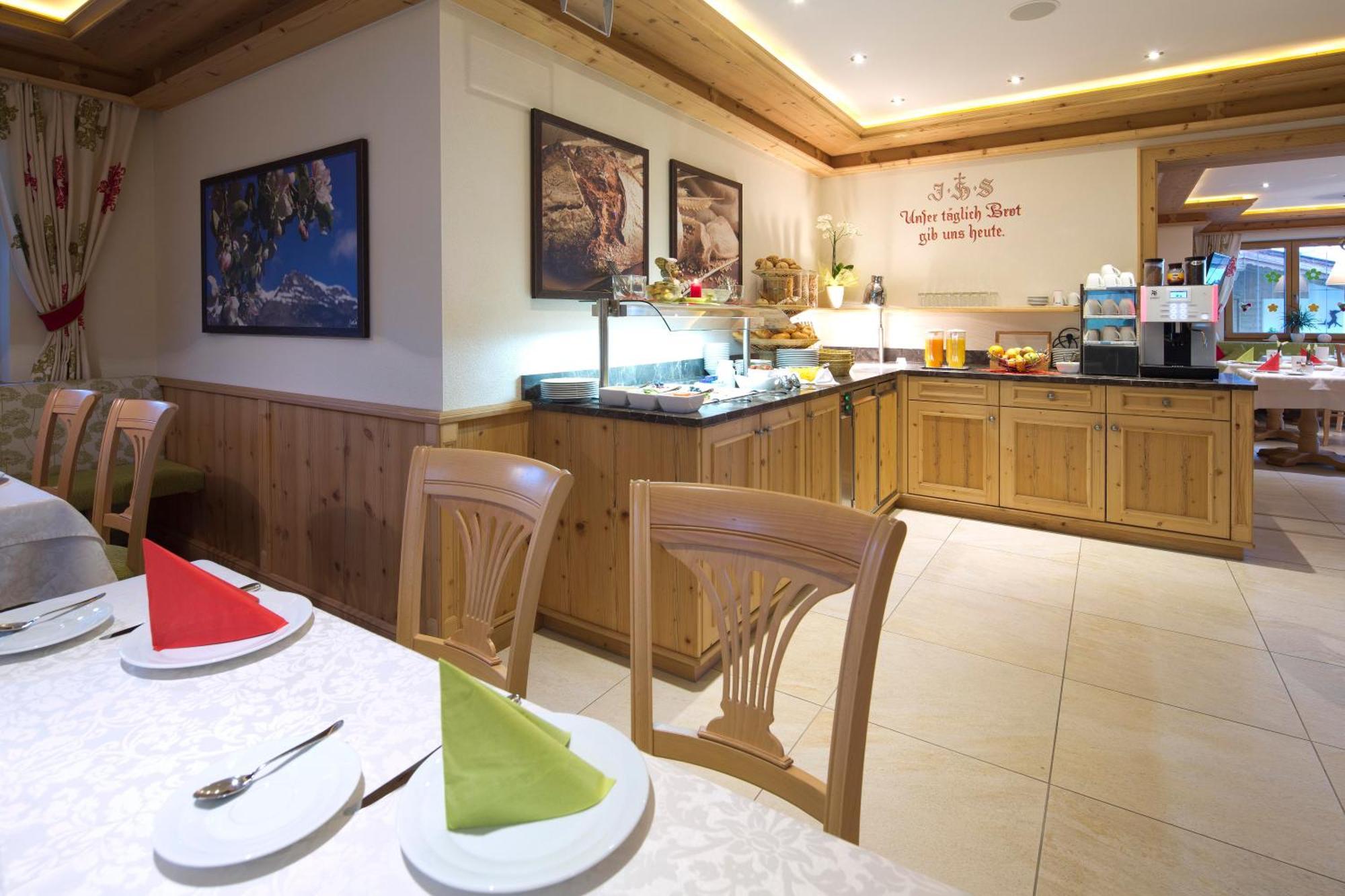 Hotel Garni Bavaria Елльмау Екстер'єр фото