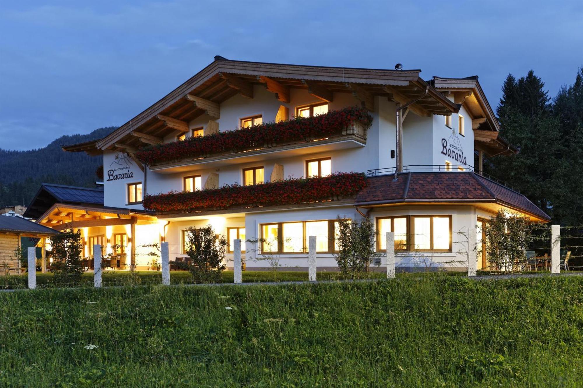 Hotel Garni Bavaria Елльмау Екстер'єр фото